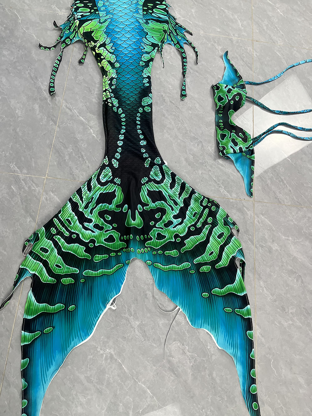 Hot selling Colorful Mermaid T - Aquarium & Marine Museum recension och pris